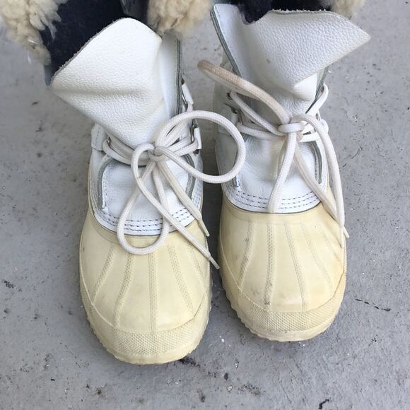 Sorel Manitou boots  - Picture 3 of 6